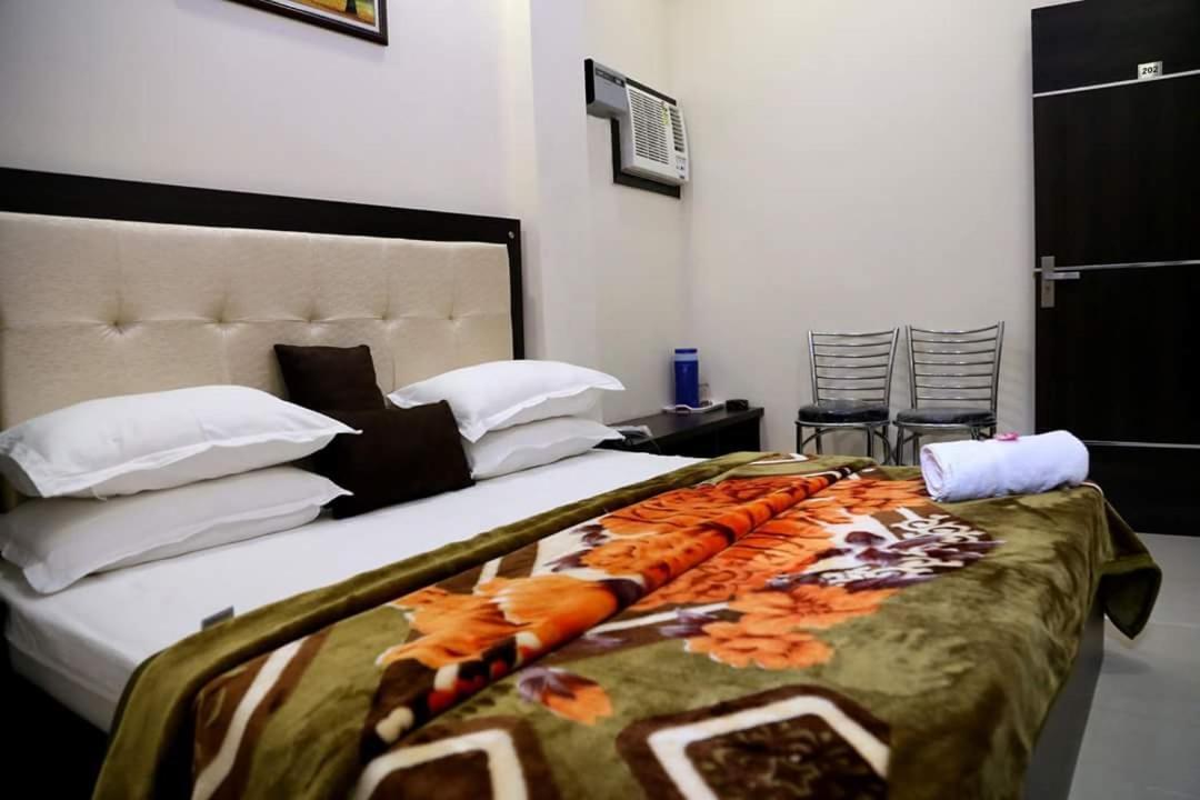 Hotel White Tulip 阿姆利则 外观 照片